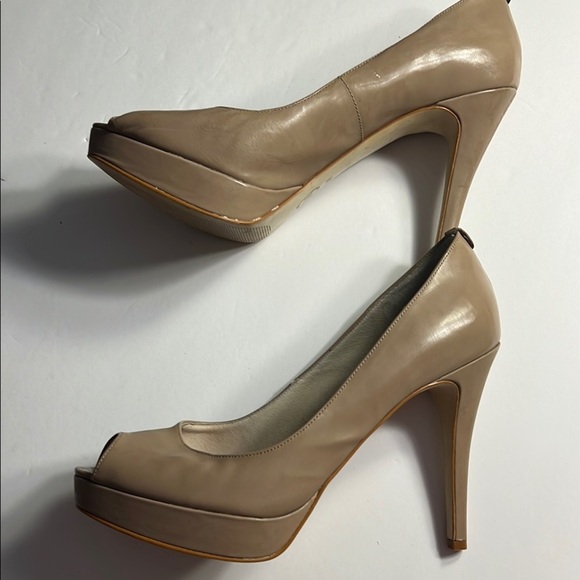 UC Michael Kors Nude Peep-Toe Platform Heels – Women’s 9.5 - Picture 7 of 9